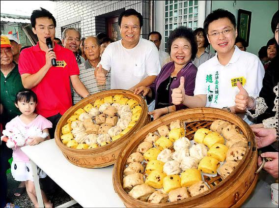 里長教弱勢做饅頭市長也來學 地方 自由時報電子報