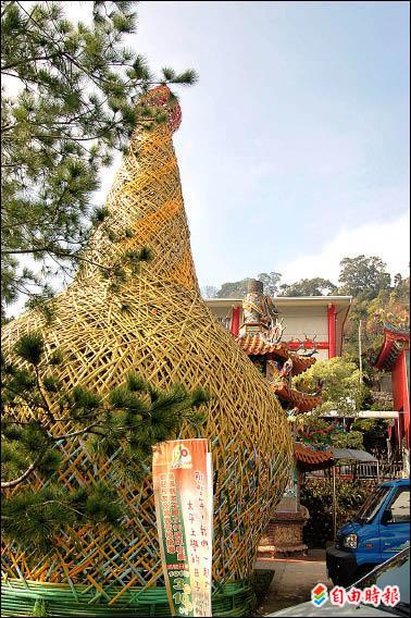 5公尺竹燈 照亮太平村 - 地方 - 自由時報電子報