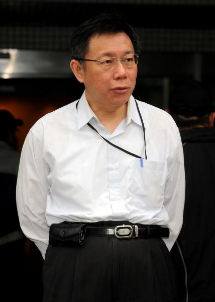 台大創傷醫學部主任柯文哲與多位醫師今發起連署，呼籲儘速讓扁保外就醫。（本報資料照，記者林正堃攝）