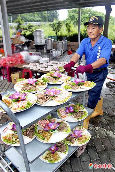 辦桌在鄉下非常普遍，但「古早味」已逐漸流失。（記者陳祐誠攝）