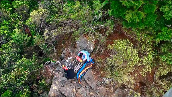 余金和獨自在山上腹痛致死，當時是由空軍嘉義基地海鷗救護隊直升機前往吊掛下山。（資料照，記者吳世聰翻攝）