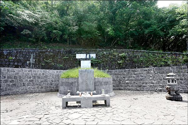 于右任墓園。（淡水古蹟博物館提供）