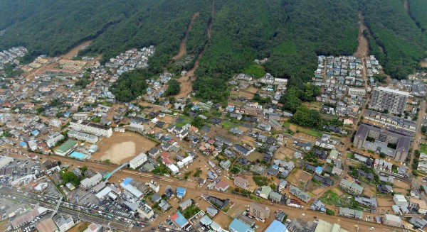 日本廣島市安佐南區、安佐北區下降紀錄性的豪雨，廣泛住宅區附近發生大規模土砂流。（路透）