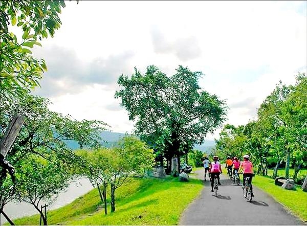 範圍720公頃的虎頭山風景特定區,有豐富的水岸風光。(觀光旅遊局提供) 範圍720公頃的虎頭山風景特定區,有豐富的水岸風光。(觀光旅遊局提供)