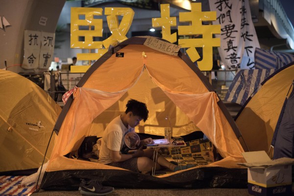 學聯今晚表示，將於週日（26日）在金鐘舉辦公投，讓市民對政府提出的方案表態。（法新社）