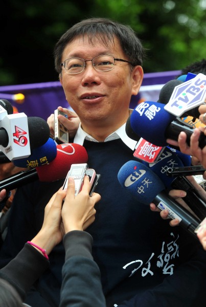 針對總統馬英九被中國官媒貶低一事，台北市長候選人柯文哲認為，中國對於隔壁小國，還是要給予基本的尊重。（資料照，記者簡榮豐攝）