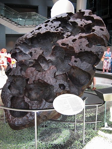 中國富豪圈近期掀起高價購買隕石熱潮。圖為世界第六大隕石「威拉姆特隕石」。（維基百科）