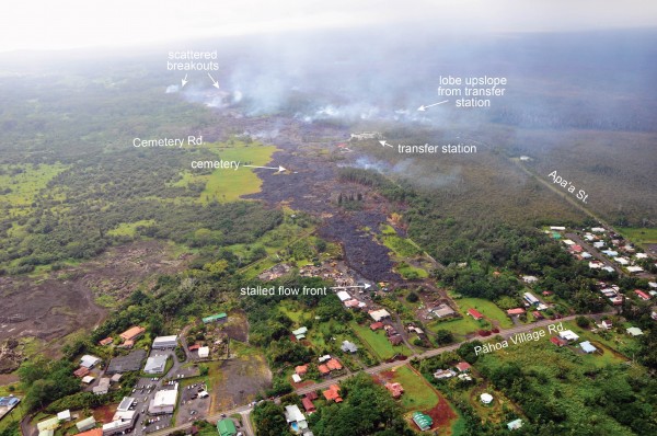 火山爆發導致夏威夷許多民宅遭到岩漿吞噬。（法新社）