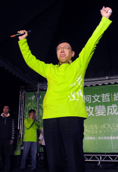 無黨籍台北市長候選人柯文哲陣營總幹事姚立明表示，將會接受國安局建議，晚上就會讓柯文哲穿上防彈衣，另外包括柯的家人也都將比照辦理。（資料照，記者羅沛德攝）