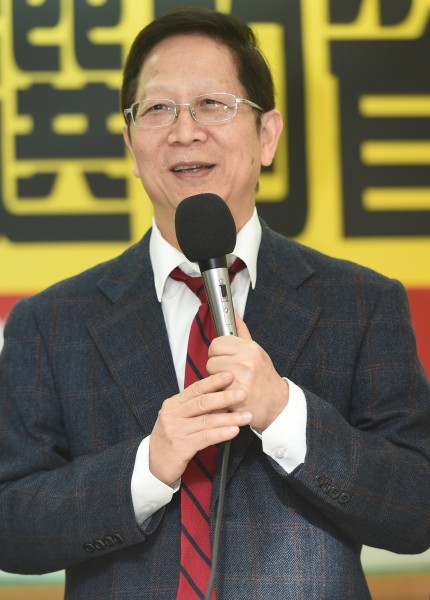 世新大學教授彭懷恩說，這次九合一大選對台灣政黨輪替是關鍵選戰，民進黨將成為多數黨，且這優勢將會持續，過去藍綠版圖是55比45，現在已經反過來。（記者張嘉明攝）
