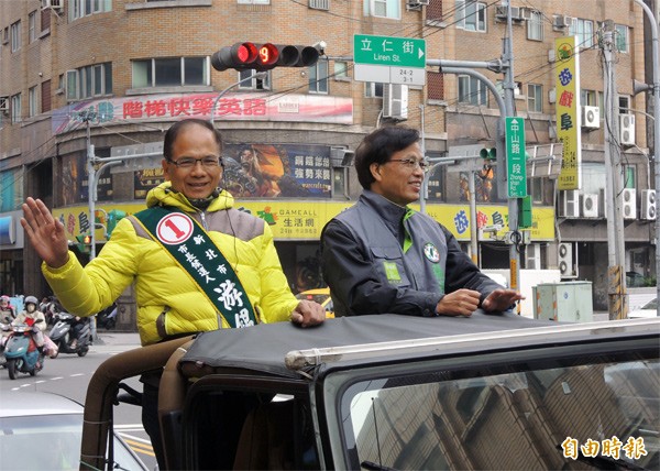 民進黨新北市長候選人游錫堃。（記者翁聿煌攝）