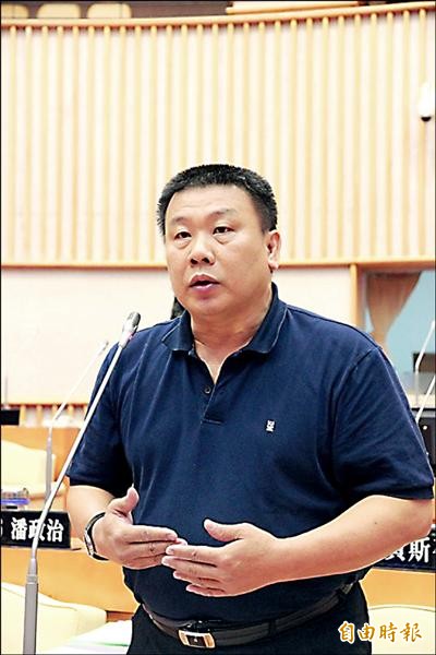 民進黨由江維屏角逐議長。（記者侯承旭攝）