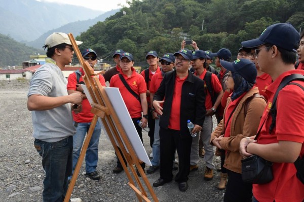 印尼日惹大學來台參訪，交流土石流預警與水土保持技術。（水土保持局提供）