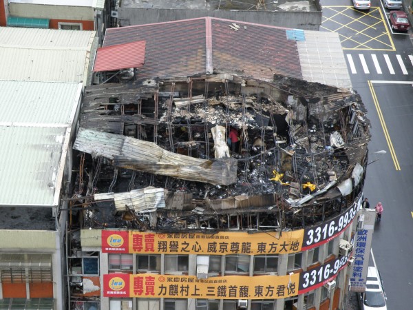 南港日前火警造成1死，讓台北市長柯文哲緊盯頂樓加蓋的違建。（資料照，記者姚岳宏攝）
