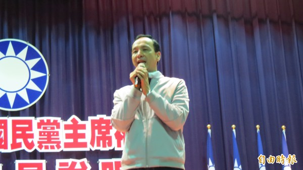 朱立倫今天為立委補選到台中市，針對陳水扁保外就醫，他呼籲政府儘快處理。（記者蘇金鳳攝）