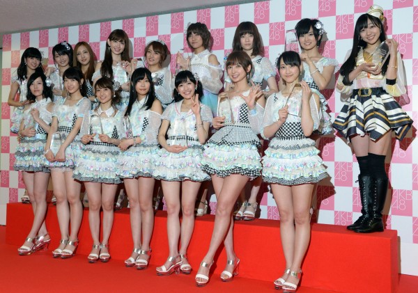 AKB48的製作人秋元康有意讓AKB48登上2020年舉辦的東京奧運會舞台，但消息一出，不少網友反彈，連日本藝人都公開表示，這令人感到羞恥。（資料照，法新社）