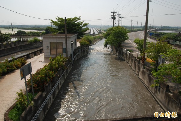 彰化昨雖下雨，但無助解除旱象。（資料照，記者顏宏駿攝）