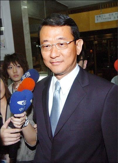 遠航前董事長崔湧依違反證券交易法、背信、侵占等罪嫌，求處18年，疑於2009年棄保潛逃。（資料照，記者方賓照攝）