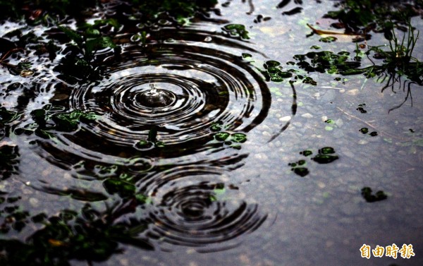 今天（4日）受到鋒面影響，天氣不穩定，降雨機率增加。（資料照 記者林正堃攝）