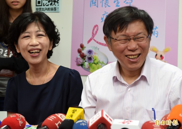 台北市長柯文哲妻子陳佩琪近期常在臉書發文，柯文哲今天回應：「太太每天在給我扯後腿。」（資料照，記者簡榮豐攝）