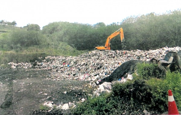 焚化廠處理不了的垃圾暫置在文山掩埋場。（圖由台中市政府環保局提供）