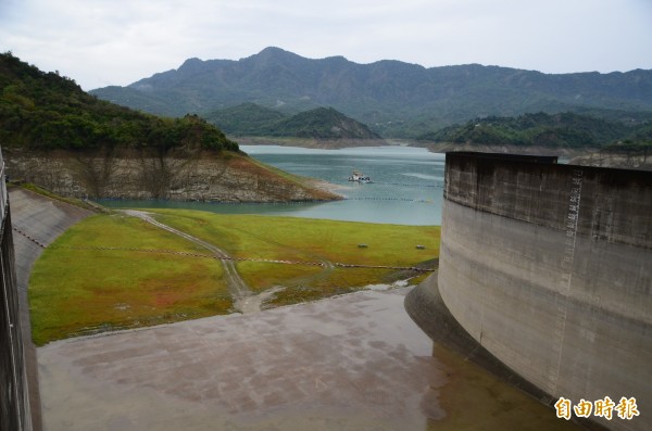 曾文水庫目前雨勢暫歇。（記者吳俊鋒攝）