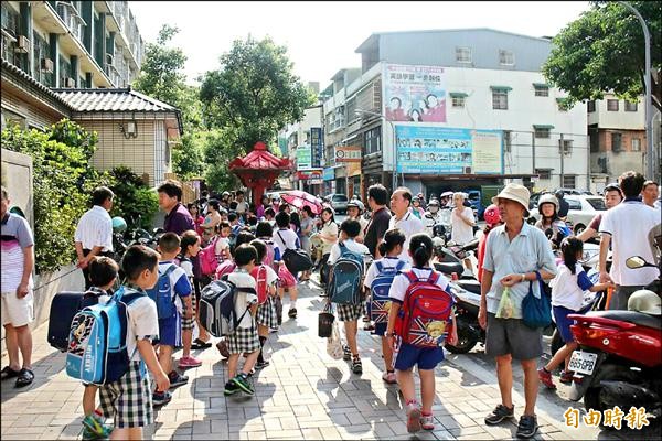 台北發生校園割喉案，校園安全成為焦點。（記者謝武雄攝）