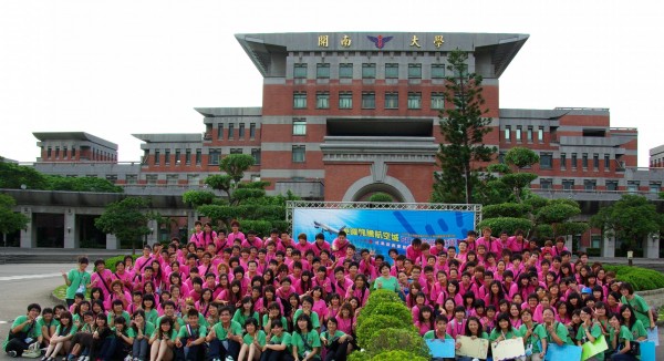 全國聽障學生今夏歡樂手語營，即日起到6月30日受理網路報名。（圖：中華民國聲暉聯合會提供）