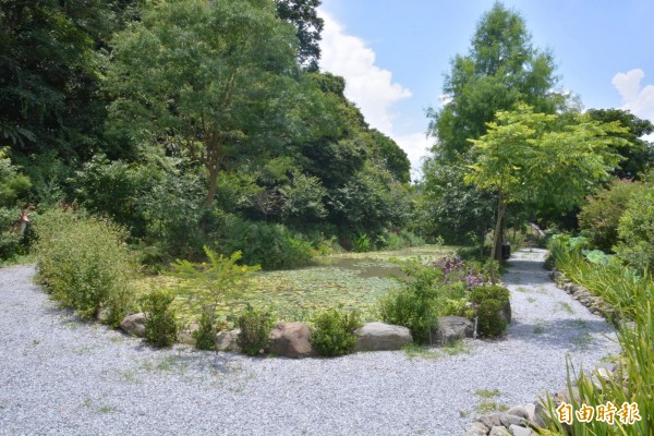 「蝴蝶生態農場」雖占地僅一千坪，但卻蘊含近百種動植物生態。（記者朱則瑋攝）