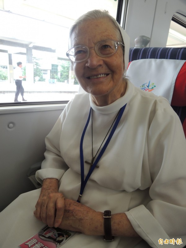 瑞士籍修女葛玉霞在台東偏鄉奉獻50年，她自覺年邁，無力再服務台灣人，決定回到家鄉瑞士。（資料照，記者黃立翔攝）