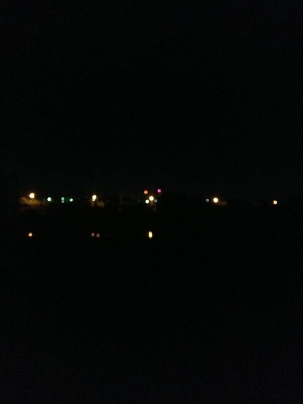 18日晚間，田中鎮內路面一片漆黑，民眾開車險象環生。（圖由網友提供）