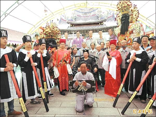 嘉義城隍廟七月十一日首辦「兩岸三地大二爺競技比賽」。（記者王善嬿攝）