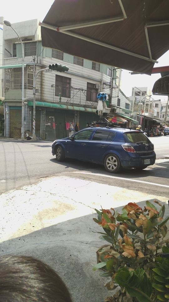 街景車在萬丹鄉趴趴走，民眾認為街景要更新，覺得很興奮。（取自臉書萬丹鄉交流地）
