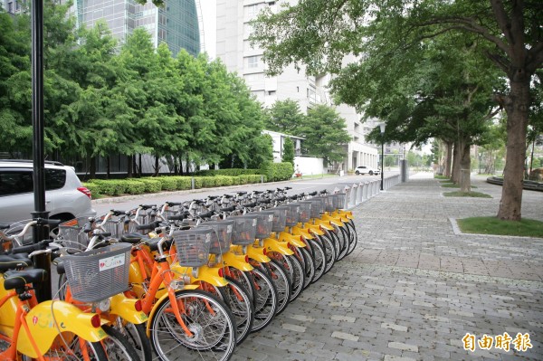 iBike「市政公園停車場」租賃站，位在七期黃金地段，被譽為「帝寶」級租賃站。（記者黃鐘山攝）