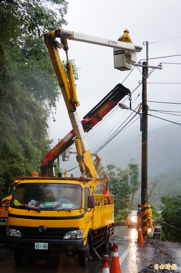 民眾急催復電 洪姐：多點耐心給台電人員鼓勵 - 政治 - 自由時報電子報