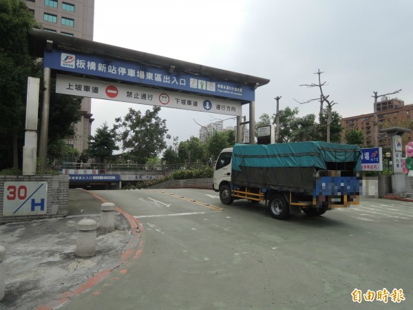 示意圖，板橋火車站。（資料照，記者郭顏慧攝）