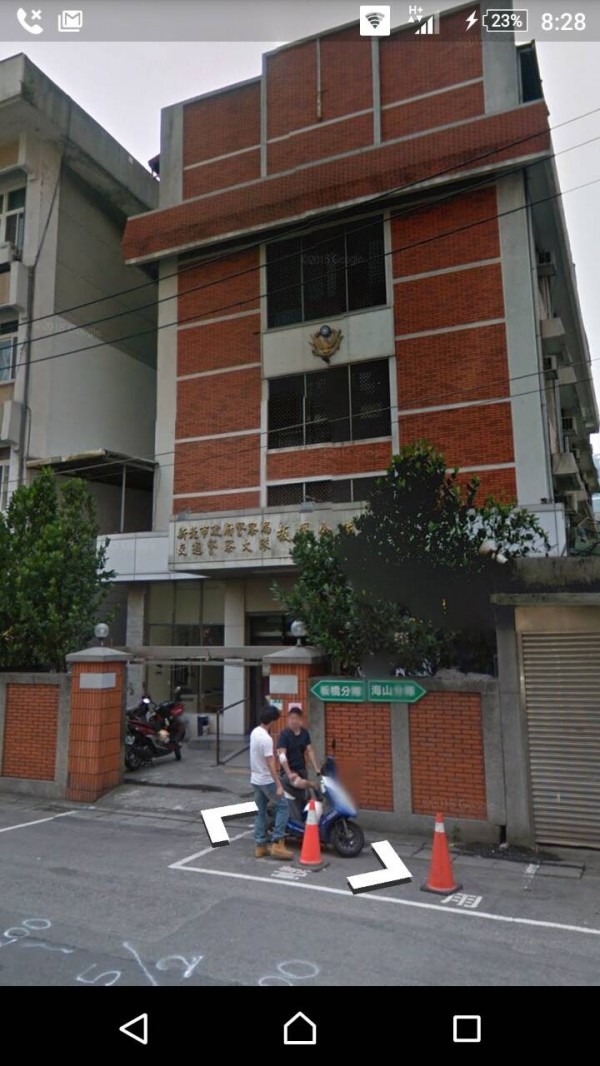 板橋警分局交通分隊外觀。（擷取自Google map，記者吳仁捷翻攝）