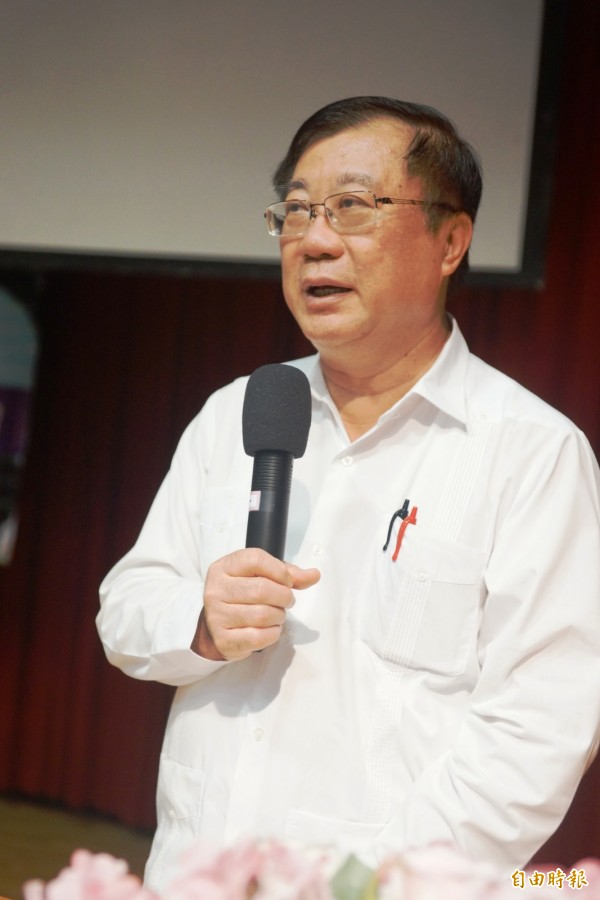 農委會主委陳保基。(記者蔡清華攝) 農委會主委陳保基。(記者蔡清華攝)