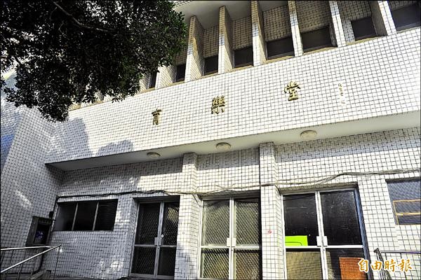 北區育樂堂曾是府城老牌沙龍，今年底將「修修臉」，改頭換面重建成音樂圖書館。（記者王捷攝）