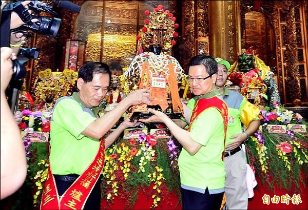 媽祖遶境嘉年華活動，昨天從北斗奠安宮起駕，未來舉辦的規模可能越來越小。（記者顏宏駿攝）