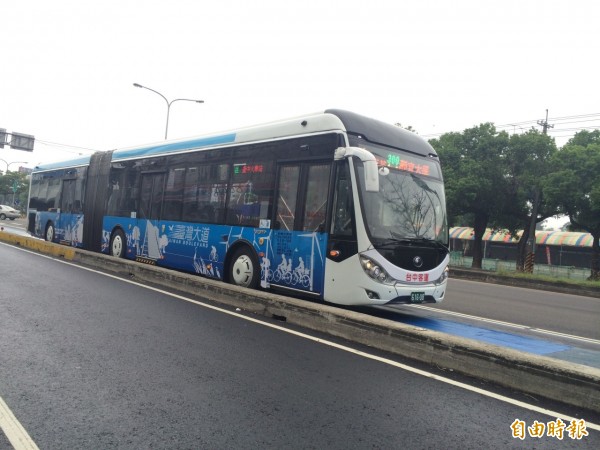 台中市雙節公車將行駛海線２條新路線。（記者張軒哲攝）