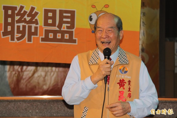 台灣團結聯盟到基隆慶安宮舉辦「反併吞顧台灣」宣講會。（記者林欣漢攝）