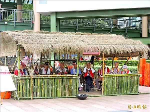 Taluan（打鹿岸）是阿美族人農忙間休憩、用餐場所。（記者賴筱桐攝）