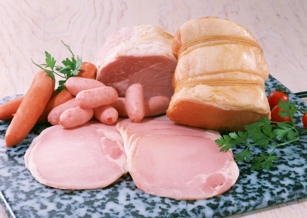 世界衛生組織今日正式宣布，香腸、漢堡及加工肉品屬於第一級致癌食品。（資料照）