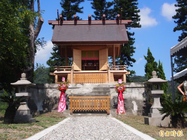 台灣光復後，第一座與日人合作復原的神社在鹿野龍田揭幕。（記者王秀亭攝）