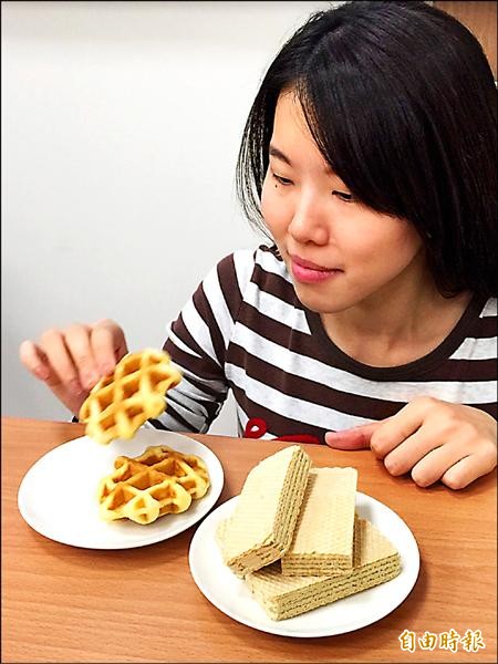 食品添加物多，食藥署將重新規範十七類食品分類系統，並提供民眾上網檢索添加物的規範。（記者吳亮儀攝）