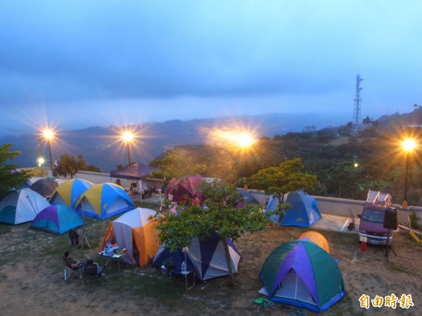 台東縣泰源國中有20名師生昨晚入山露營，但因下大雨的關係，與外失去聯絡，目前警消正在搜索當中。圖與本文無關（資料照，記者陳祐誠攝）