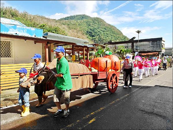 蘇澳朝陽社區布馬竹轎迎親 地方 自由時報電子報