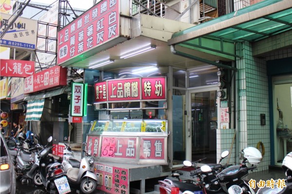 新北市陳姓檳榔西施，因工作關係，戀上自己已婚的蔡姓老闆，示意圖，與本新聞無關。（資料照，記者黃捷攝）