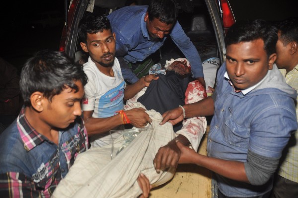 孟加拉北部昨天（26日）傍晚遭IS槍擊，造成一人死亡三人受傷。（圖擷取自美聯社）